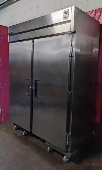Great for bakeries or pizza, shops, etc. ___________________ -we are open monday to friday 10 am to...