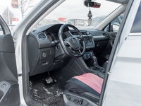 Come see this 2019 Volkswagen Tiguan Comfortline before it's too late! *This Volkswagen Tiguan Is Co... (image 6)