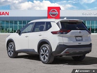 Recent Arrival! CARFAX Canada Low Kilometer AWD. 2023 Nissan Rogue SV 4D Sport Utility White CVT AWD... (image 4)