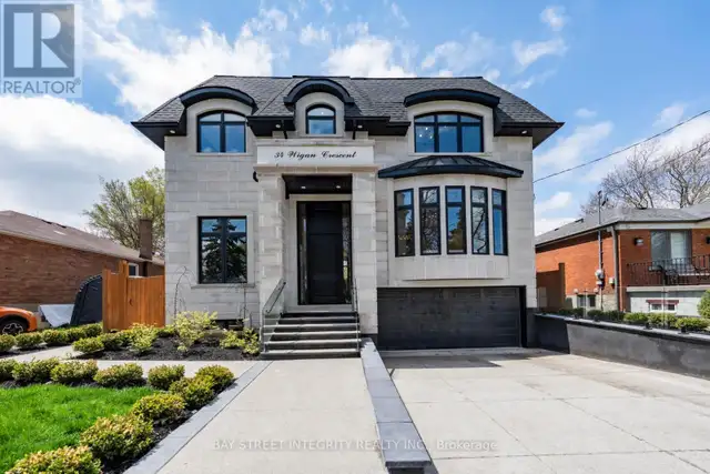 34 Wigan Crescent Toronto (Clanton Park), Ontario, photo 2 of 4