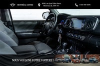 Découvrez ce superbe Toyota Tacoma 4WD SR5 Double Cab 6' Bed V6 AT 2022 d'occasion, sans aucun accid... (image 9)