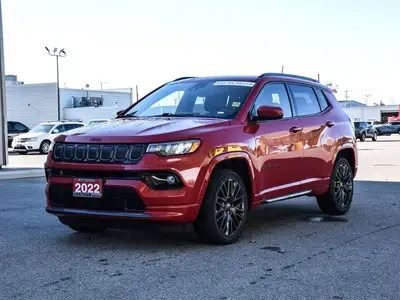 2022 Jeep Compass 4D Sport Utility Limited Redline Pearlcoat 4WD, RED Package, Alloy wheels, AM/FM r...