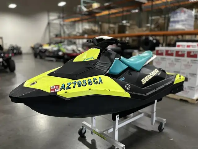 2019 SEADOO SPARK 2UP SOUND (FINANCING AVAILABLE) in Personal Watercraft in Strathcona County - Image 3
