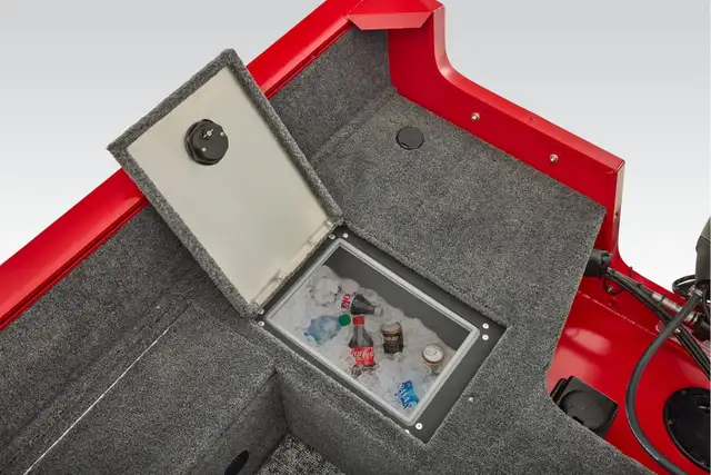 2026 TRACKER ProGuide V-16 Walk Thru fishing boat in Powerboats & Motorboats in Prince Albert - Image 17