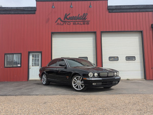 2004 Jaguar XJ XJR