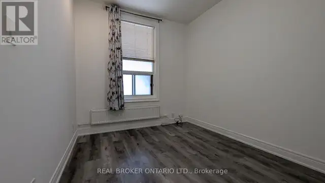 4 - 2199 GERRARD STREET E Toronto (East End-Danforth), Ontario in Long Term Rentals in City of Toronto - Image 8