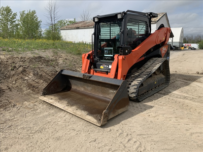 Hours: 1136 | Location: Peterborough, ON, CA | Attachments: Aux Hydraulics; Booms: Self-Leveling; Bu...