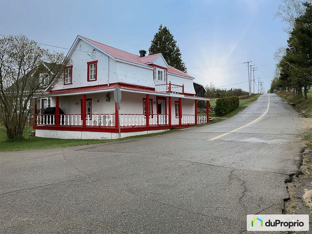 $325,000 - Country home for sale in Les Eboulements — photo 1