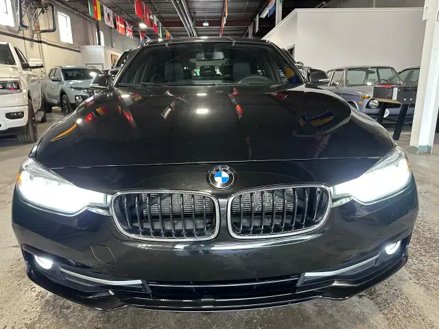2018 BMW 3 Series 328d XDRIVE | LUXURY PKG | SUNROOF | NAVI in Cars & Trucks in City of Toronto - Image 4