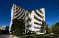 Large 2 Bedroom in Central Mississauga