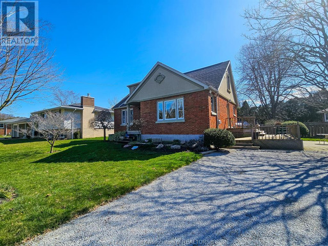 2 Crerar DRIVE Chatham, Ontario in Houses for Sale in Chatham-Kent - Image 2