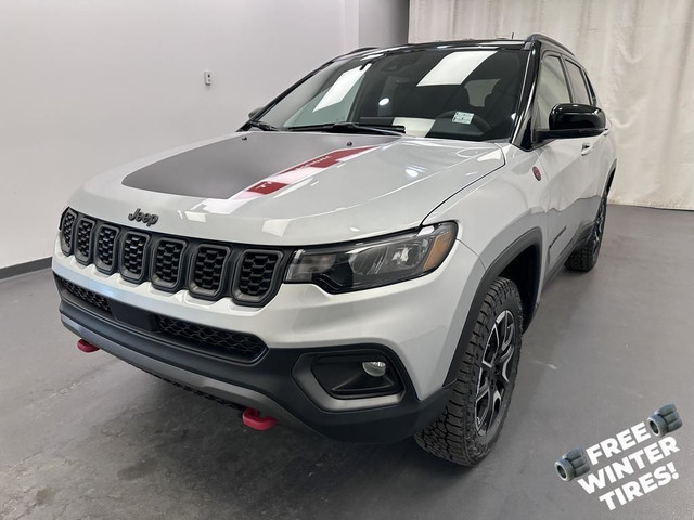 2025 Jeep Compass Trailhawk - Leather Seats in Cars & Trucks in Lethbridge