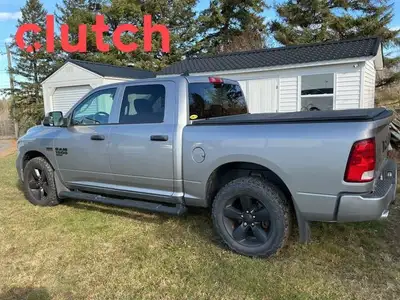 NO ACCIDENTS / CLEAN CARFAX / 1 OWNER / Auto Dimming Rearview Mirror, Climate Control, Dual Zone Fro...