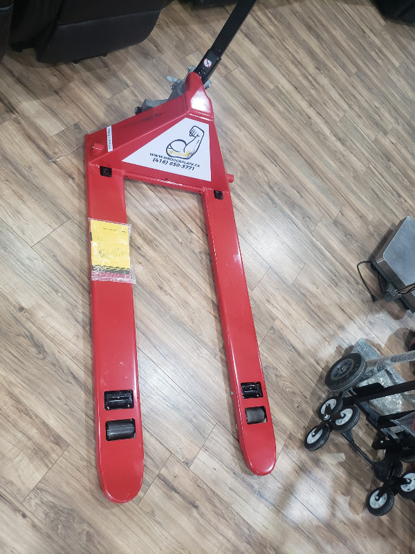 Low profile pallet jack pump truck slim version 2 inches only in Other Business & Industrial in City of Toronto