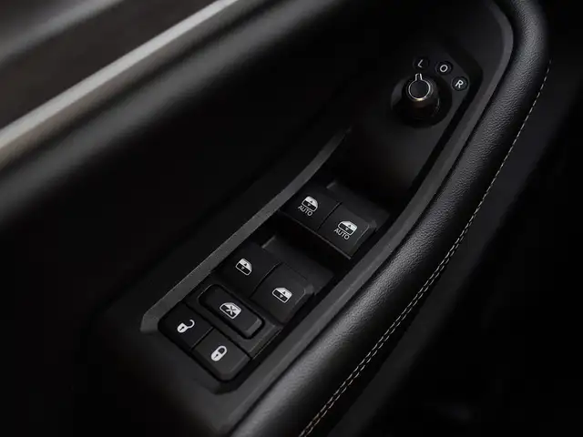 2023 Jeep Grand Cherokee Limited, Adaptive Cruise Control, Apple in Cars & Trucks in Mississauga / Peel Region - Image 11