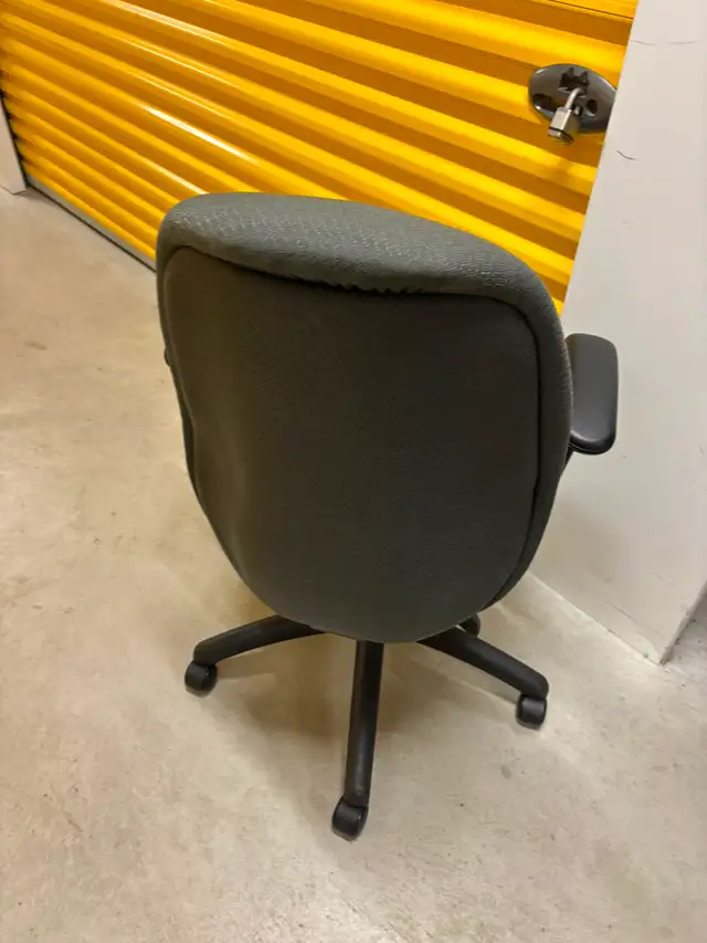 Knoll Chadwick Ergonomic Chair – Global Malaga Ergonomic Chair! in Chairs & Recliners in Mississauga / Peel Region - Image 9