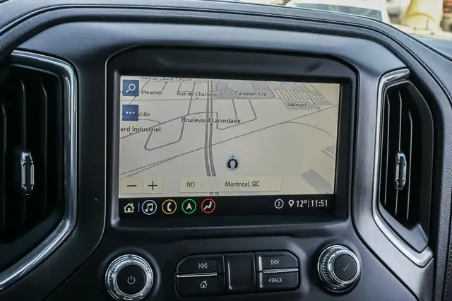 2020 GMC Sierra 2500HD AT4 AWD * Crew Cab * 6.6L V8 Duramax Dies in Cars & Trucks in City of Montréal - Image 34