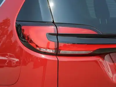 2024 Chrysler Pacifica Touring-L | 4 New Tires | Lane Departure, View more