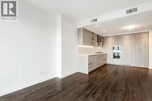 907 4720 LOUGHEED HIGHWAY Burnaby, British Columbia in Long Term Rentals in Burnaby/New Westminster - Image 13