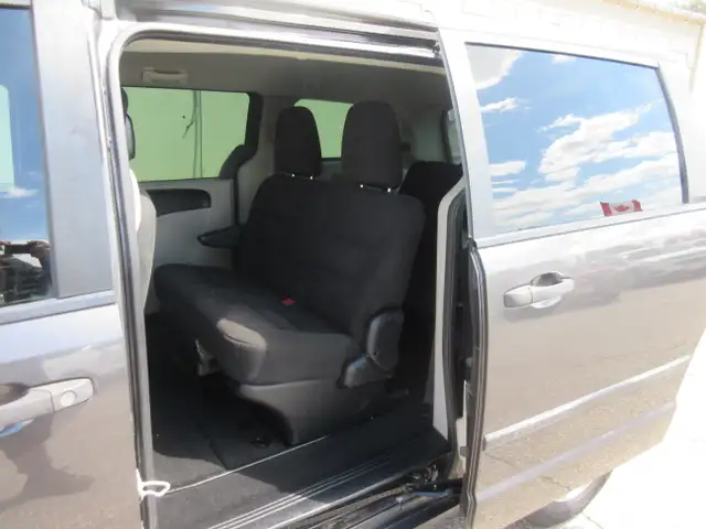 2016 Dodge Grand Caravan Canada Value Package5357238821906124811