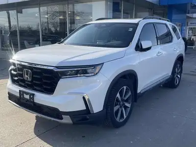 2024 Honda Pilot Touring 3.5L V6 ALL MAINTENANCE UP TO DATE, and we have reconditioned the vehicle i...