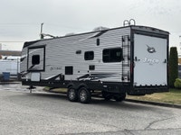 2021 Jayco Jay Flight Octane 277 4 - 6 Passenger Capacity 30-amp power service 13,500 BTU roof-mount... (image 6)