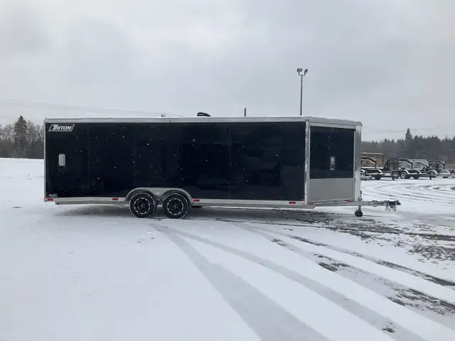 2019 Triton Trailers 8.5x22 + V-Nose All Aluminum Snowmobile Tra in Cargo & Utility Trailers in Oakville / Halton Region - Image 6