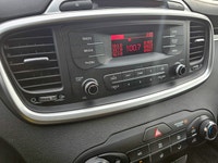 Introducing the stylish 2017 Kia Sorento LX in an elegant Black finish, paired with a capable AWD dr... (image 9)