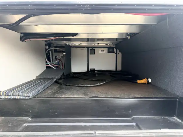 2022 Forest River CRUSADER 382 MBH in Travel Trailers & Campers in St. Albert - Image 4