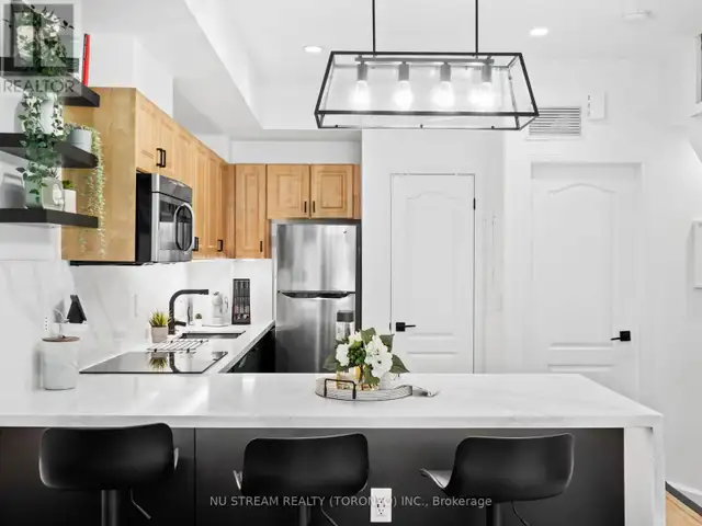 15 - 873 WILSON AVENUE Toronto (Downsview-Roding-CFB), Ontario63006663148033124