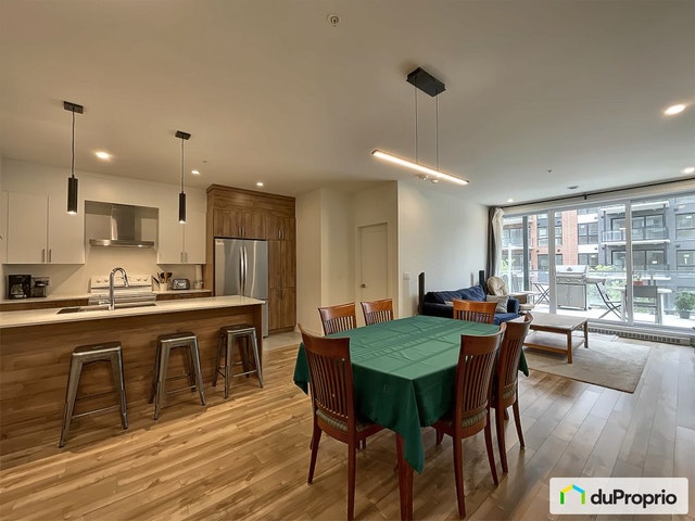 $490,000 - Condominium for sale in Longueuil (St-Hubert) — photo 1