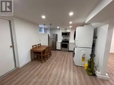 BASEMENT - 8 WALBON ROAD Toronto (Wexford-Maryvale), Ontario