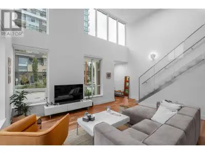 2029 CURLING ROAD North Vancouver, British Columbia