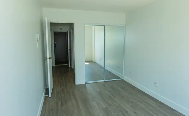 3 1/2 FOR RENT BOUCHERVILLE - CONCRETE BUILDING, ELEVATOR, ALL INCLUSIVE63417674750593123