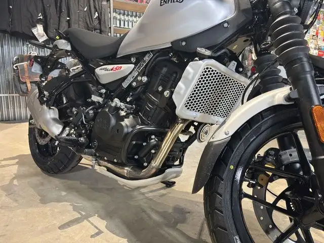 2026 ROYAL ENFIELD MOTORS GUERRILLA 450 in Street, Cruisers & Choppers in City of Halifax - Image 5