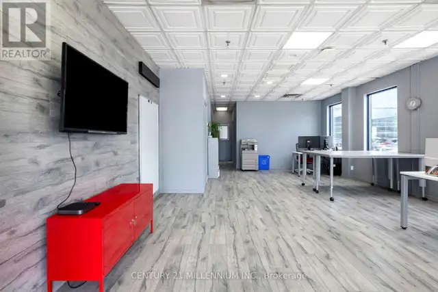 18 - 2355 DERRY ROAD E Mississauga (Northeast), Ontario in Commercial & Office Space for Sale in Mississauga / Peel Region - Image 12