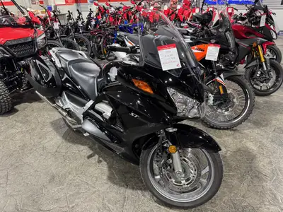 2010 Honda ST1300 12,692 KM EXCELLENT CONDITION ASKING $10.995 + GST, ASK ABOUT FINANCING Engine Typ...