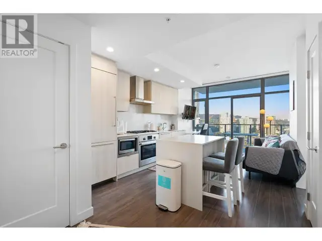 2303 2351 BETA AVENUE Burnaby, British Columbia62867602306435123