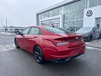 Sunroof, Heated Steering Wheel, Lane Keep Assist, Heated Seats, Android Auto! This forward thinking... (image 7)