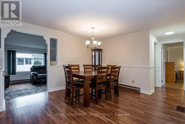 40 CORNER BROOK TRAIL Innisfil, Ontario in Houses for Sale in Barrie - Image 9