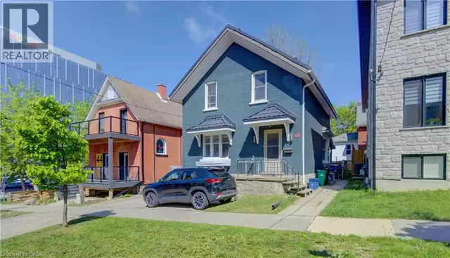48 BREITHAUPT Street Kitchener, Ontario in Houses for Sale in Kitchener / Waterloo - Image 4
