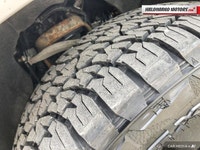 This GMC Sierra 1500 Limited has a strong Diesel 6cyl 3.0L engine powering this Automatic transmissi... (image 9)