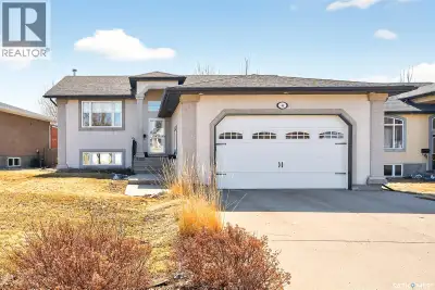 Welcome home! Located in the beautiful Sunningdale neighborhood, this immaculate family home won't l...
