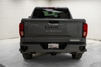 Treat yourself to the features you deserve in the well optioned, locally owned & serviced 2024 GMC S... (image 6)
