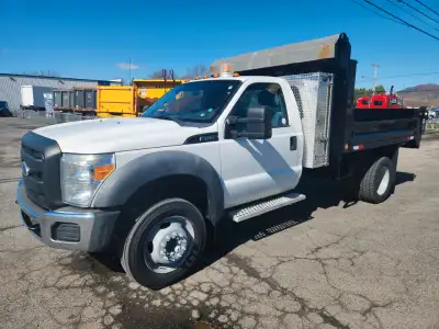 2011 Ford F550 dompeur