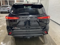 // JAMAIS ACCIDENTÉ! //Ce Toyota Highlander 2020 version LE AWD MAGS CAMERA RECUL CRUISE A/C BLUETOO... (image 2)