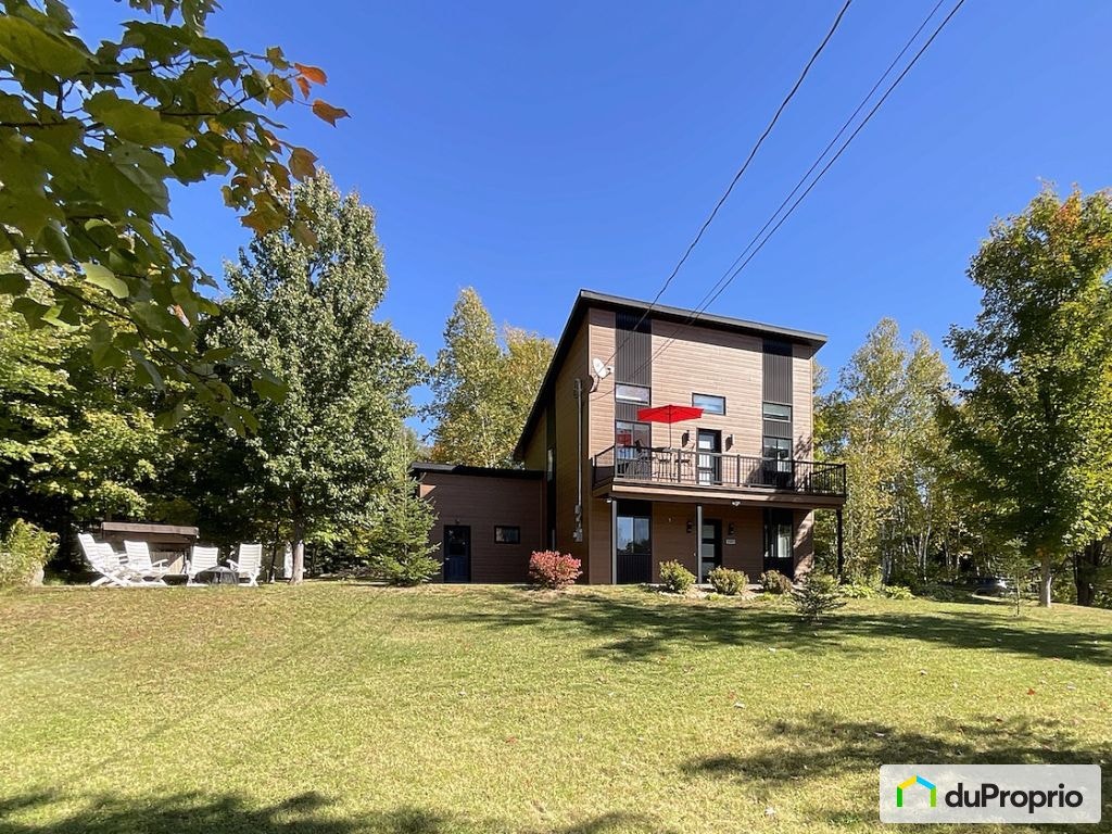 $549,000 - 2 Storey for sale in St-Damien — photo 2