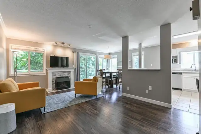 211 33688 KING ROAD Abbotsford, British Columbia63235551821057124