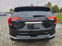 2022 GMC Terrain Denali AWD with 91,465 km! Clean history with no accidents See Carfax report linked... (image 5)