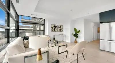Price: $675,000 / $2,561/mo Brand-new 2-bedroom, 2-bathroom condo at The Landing in Whitby, offering...